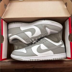 Nike dunks, men’s size 11, grey, never worn